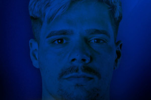 Ψ