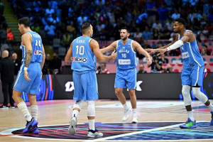 αθνικ γαλαν