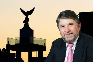 Ανορθωση Ντινος Τουμαζης