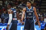 Γιάννης Θανάσης Αντετοκούμπο