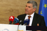 Υπουργός Εμπορίου Γιώργος Παπαναστασίου
