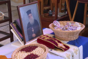 μνημόσυνο Παπασταύρου