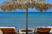 παραλία ξαπλώστρα