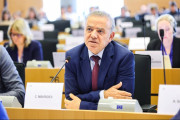 Κωστας Μαυριδης