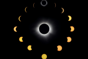 ψ