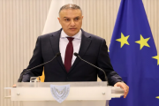 σενέκης 