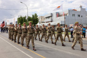 εεεε